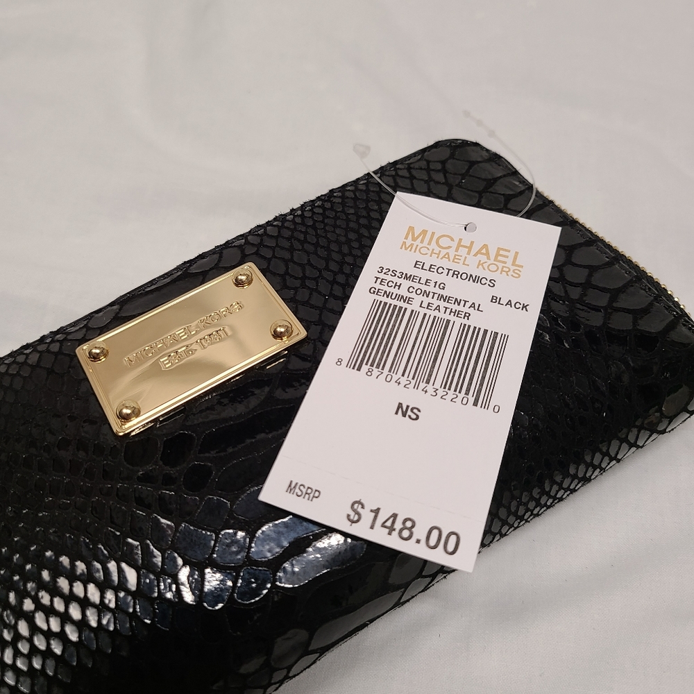 MK Tech Continental Embossed Print
